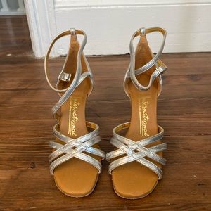 International Dance Shoes size 6